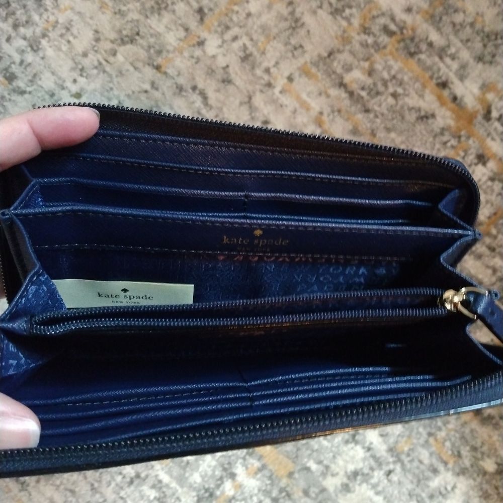 KATE SPADE HAVEN LANE FRENCHY/DOT WALLET! EUC! - Picture 5 of 5